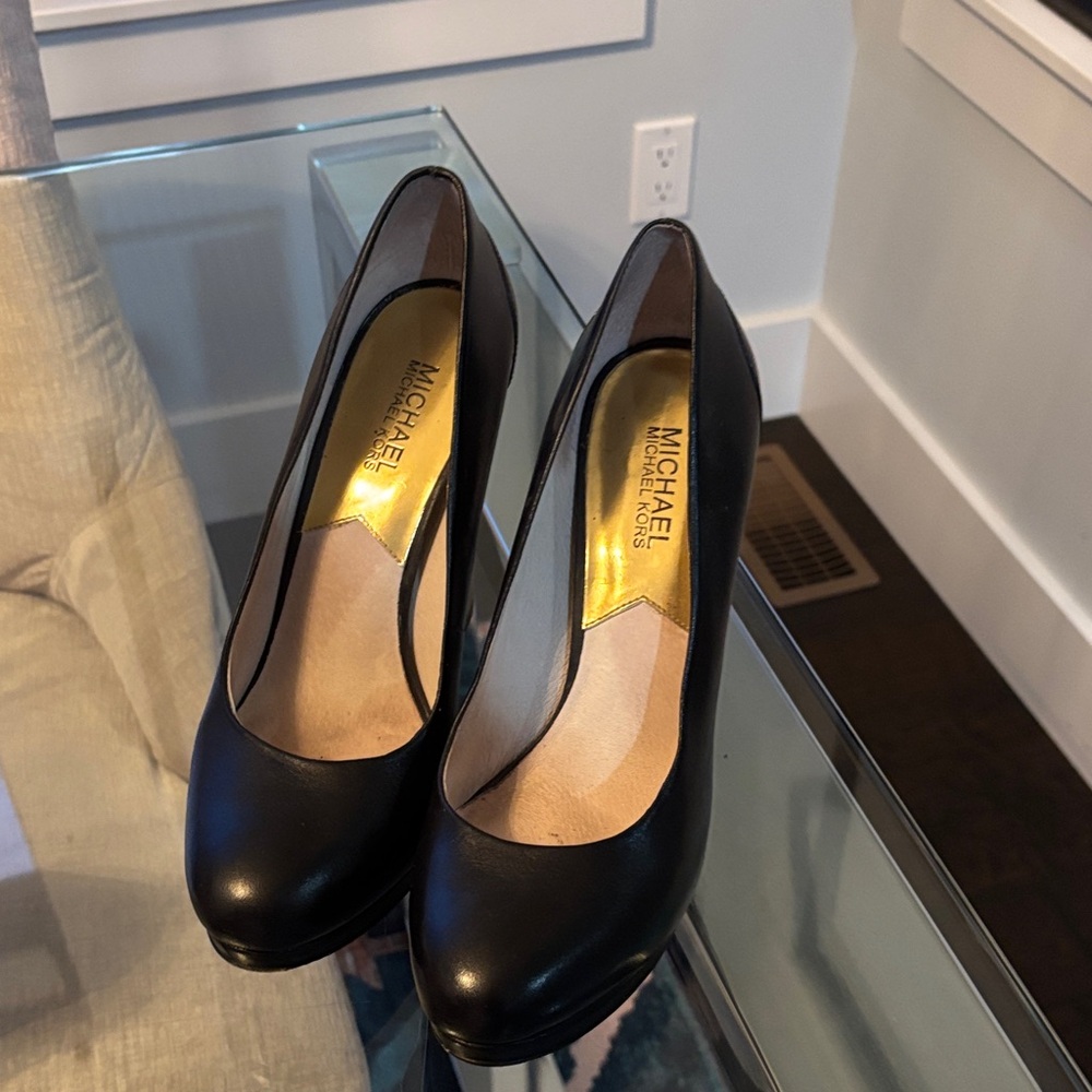 Michael Kors Classic Black Heels with Gold Plated Michael Kors Tag on Heels